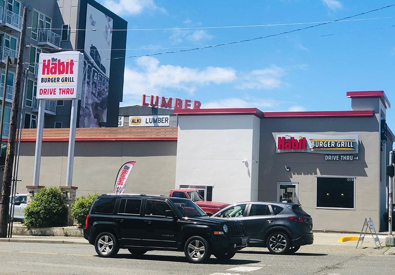 habit-burger-pylon